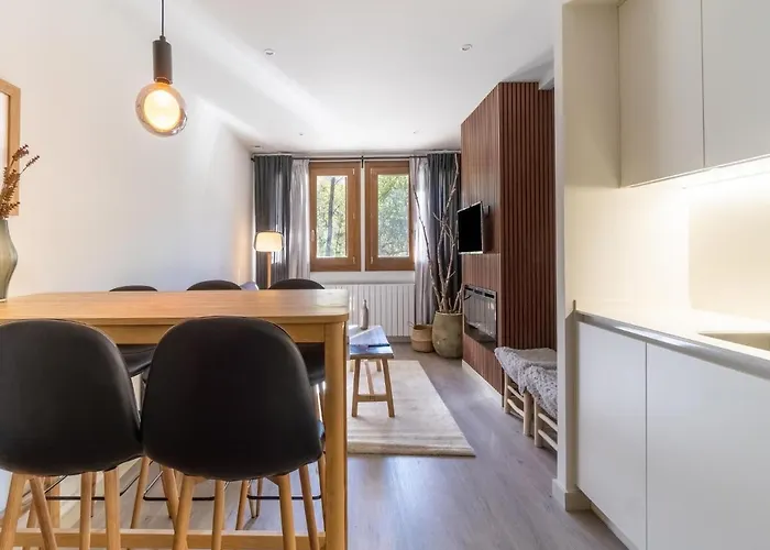 Stone House Near Cerler Apartamento